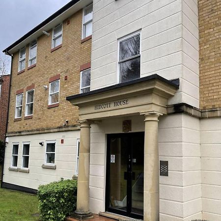 Stunning Studio Flat - Free Parking - 3 Min From Sutton Station Apartment Exterior photo
